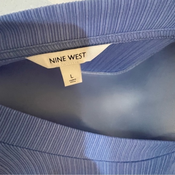 9West cornflower blue blouse, women's Large​​​​​​​ - Picture 8 of 12